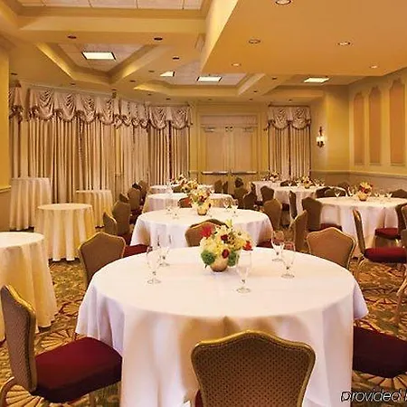Courtyard By Marriott New Orleans French Quarter/Iberville 