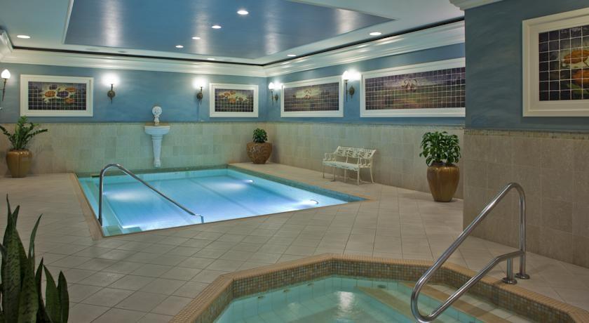 Courtyard By Marriott法国区/iberville 3*